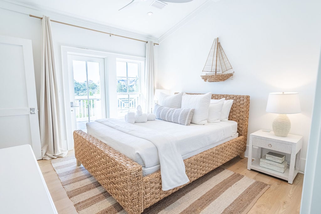 Bedroom #3 features a Queen bed and ensuite.