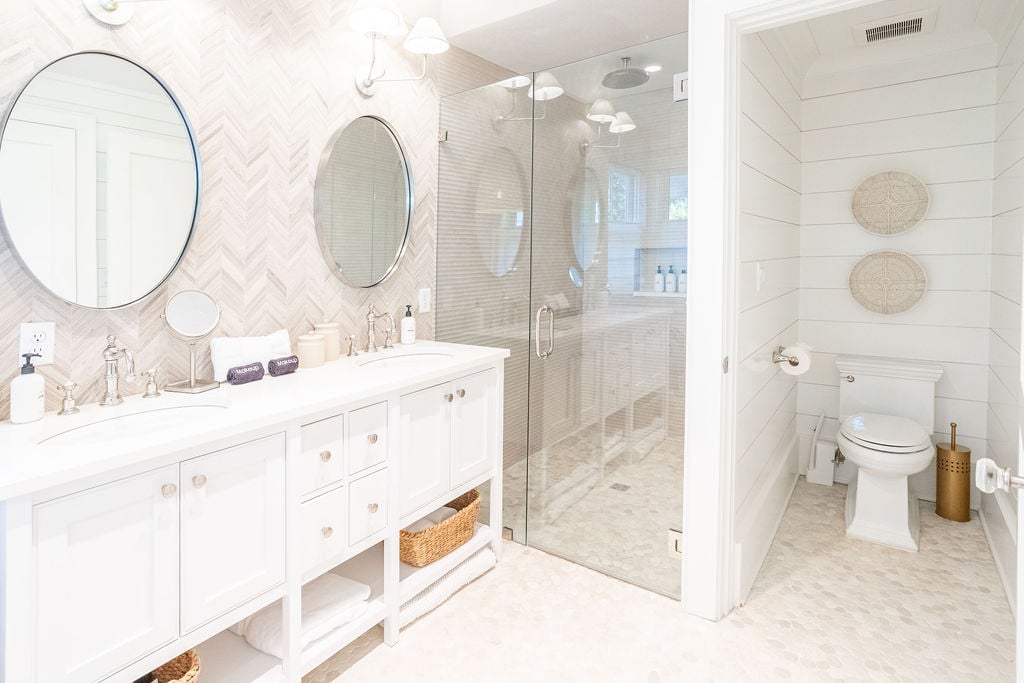 Primary bedroom full bathroom. Large walk-in shower.