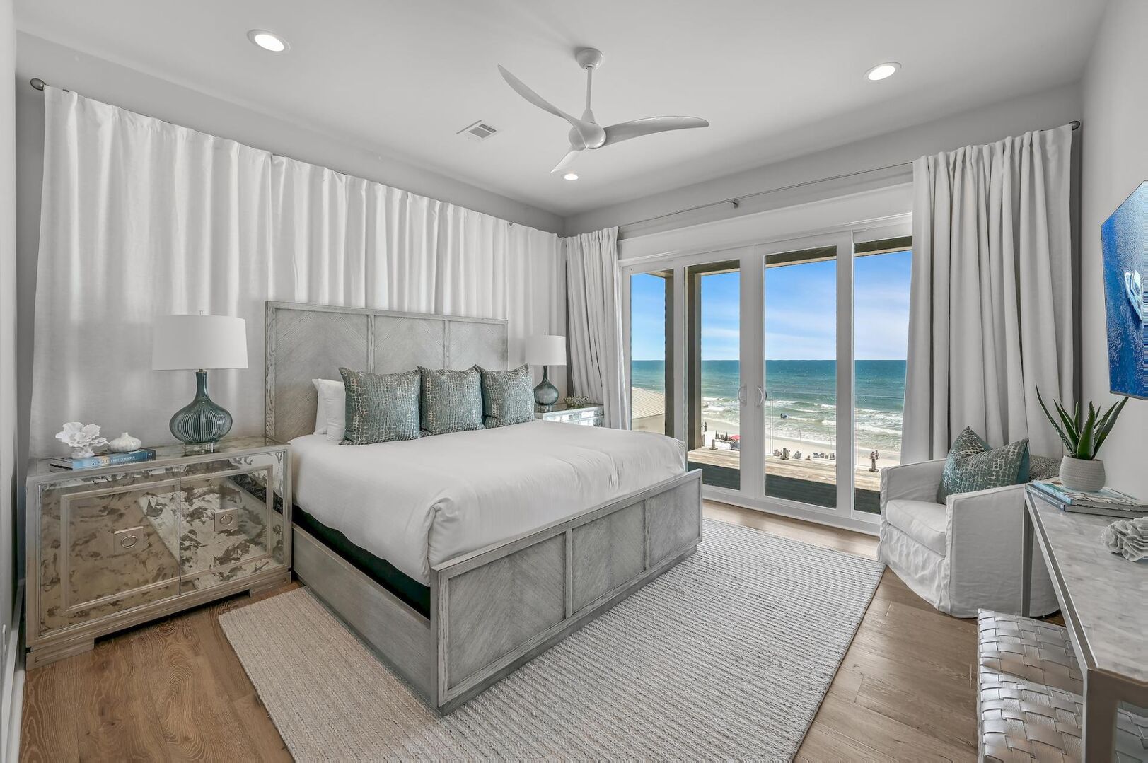 Second bedroom on the third floor features a king bed, stunning views of the Gulf, and a balcony.