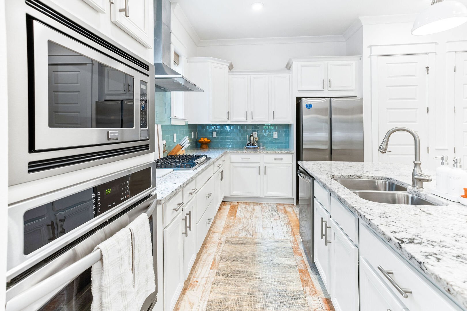 Enjoy cooking with family in the gourmet kitchen!