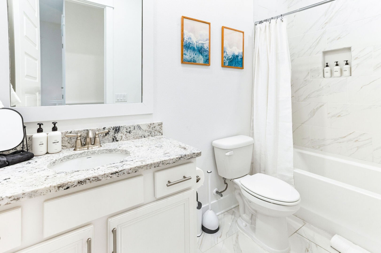 Second floor full bathroom.