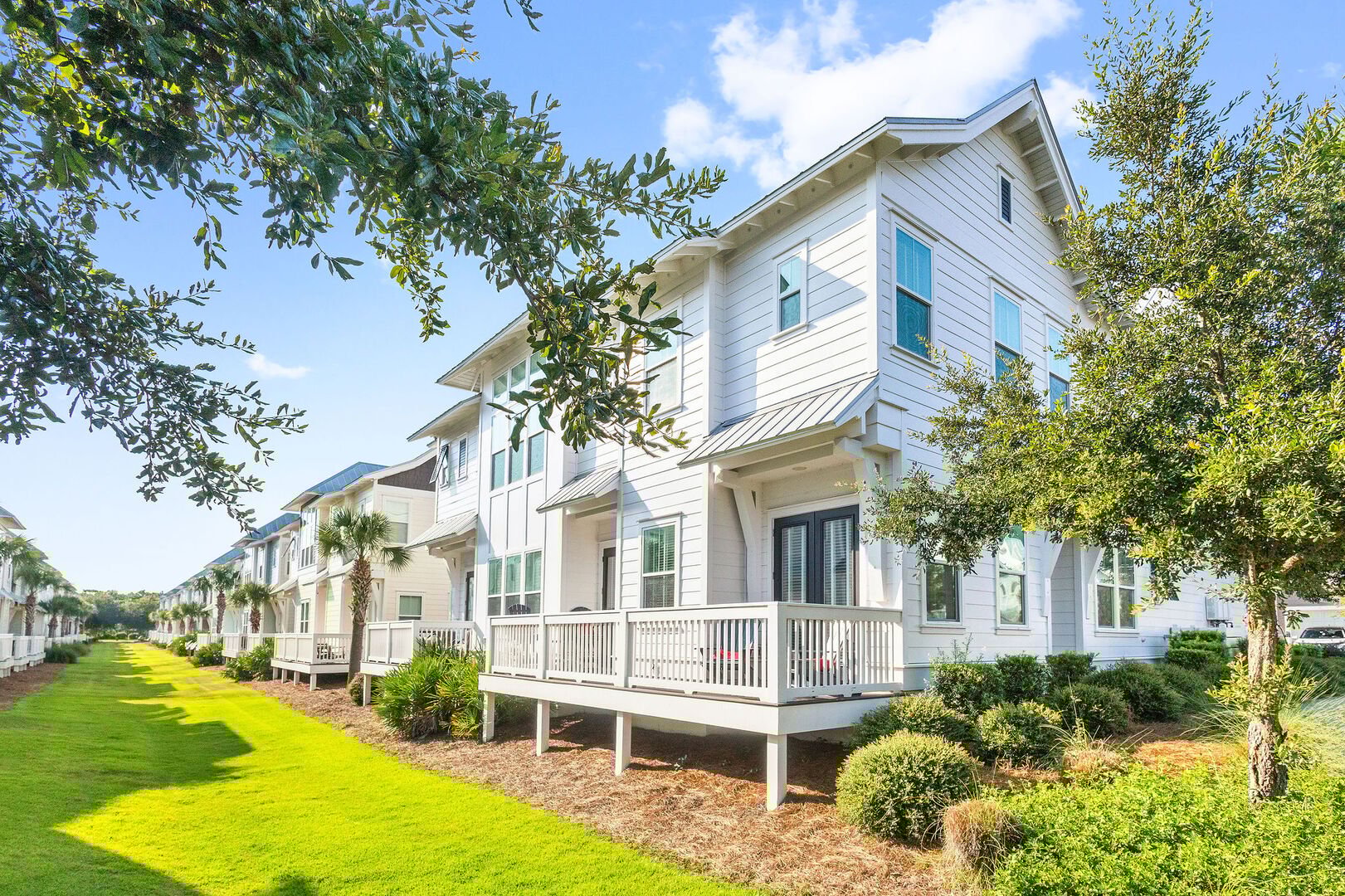 Large patio off living room.
