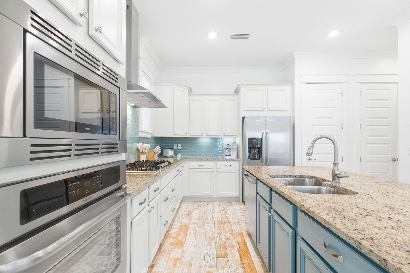 Enjoy cooking with family in the gourmet kitchen!