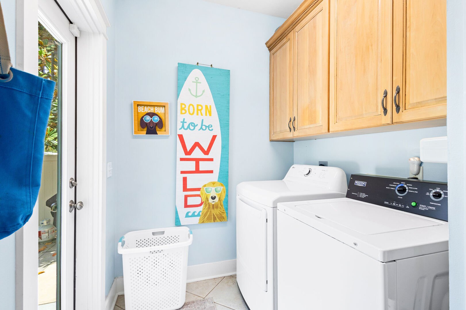 First floor features a full washer and dryer.