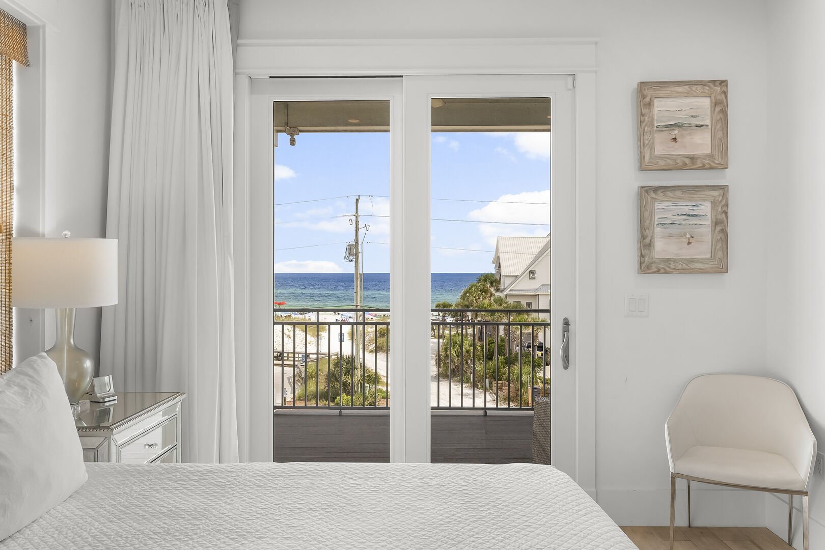 Access to the porch.