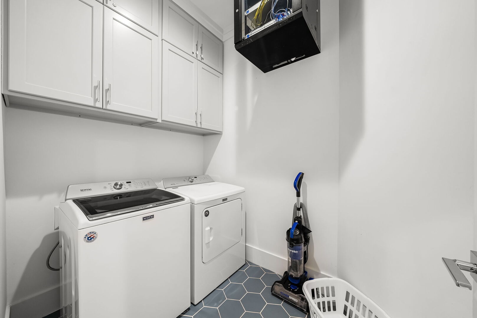 Home features full washer & dryer on the first floor.