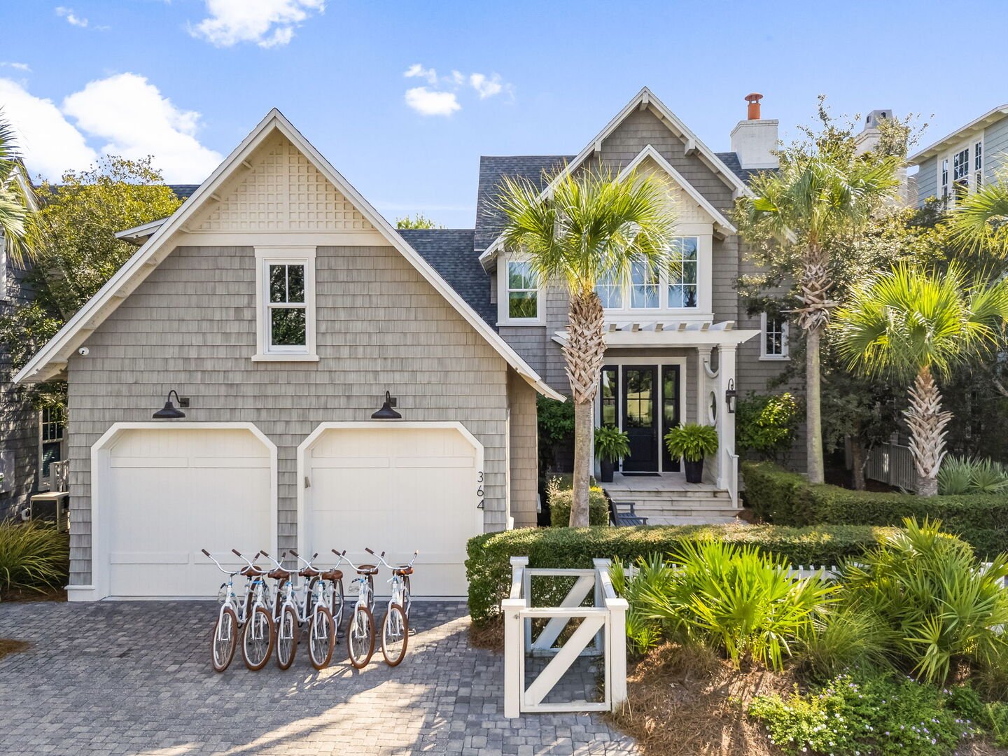 Welcome to '30A Dunes' by Stay on 30a! Home features 6 adult bikes and 2 driveway spaces.