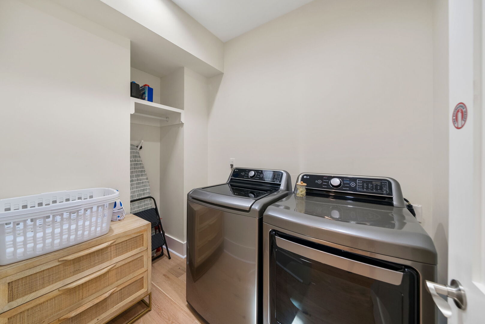 Second floor washer & dryer.