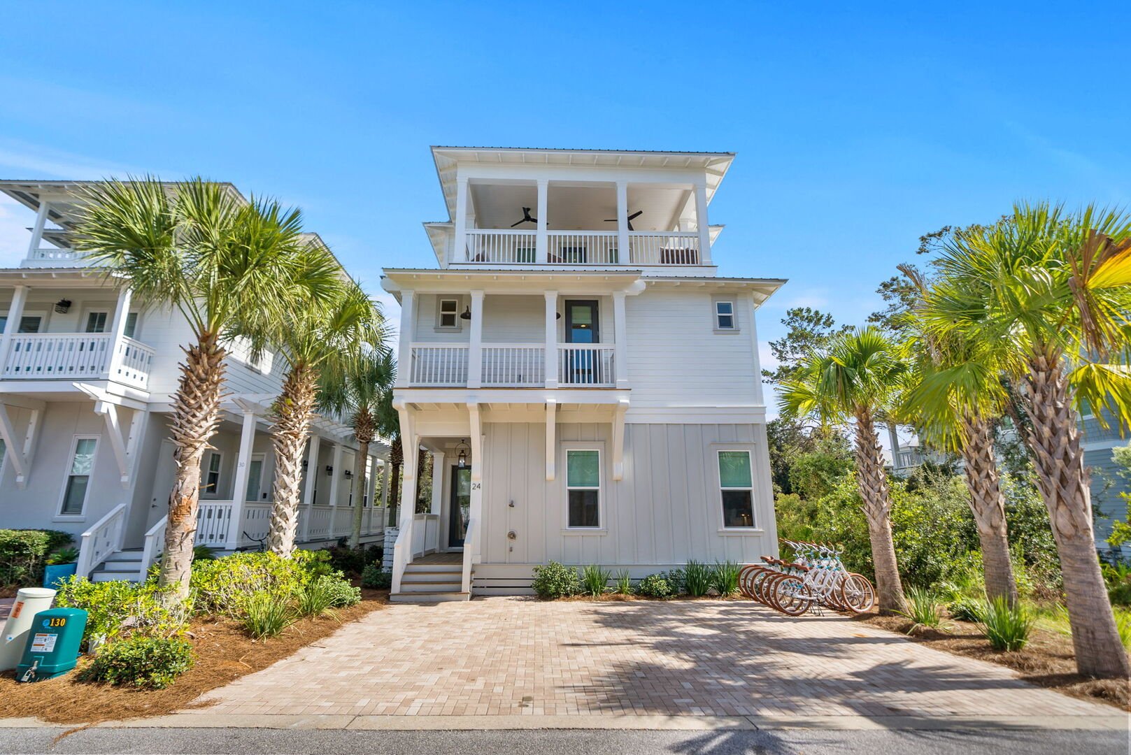 Driveway space for 3.