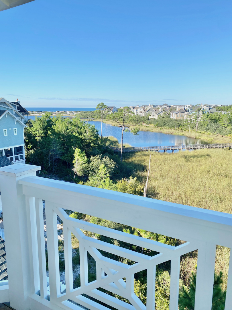 Beautiful views of the lake, dunes, and gulf. The watchtower is perfect for watching the sunrise and sunset!